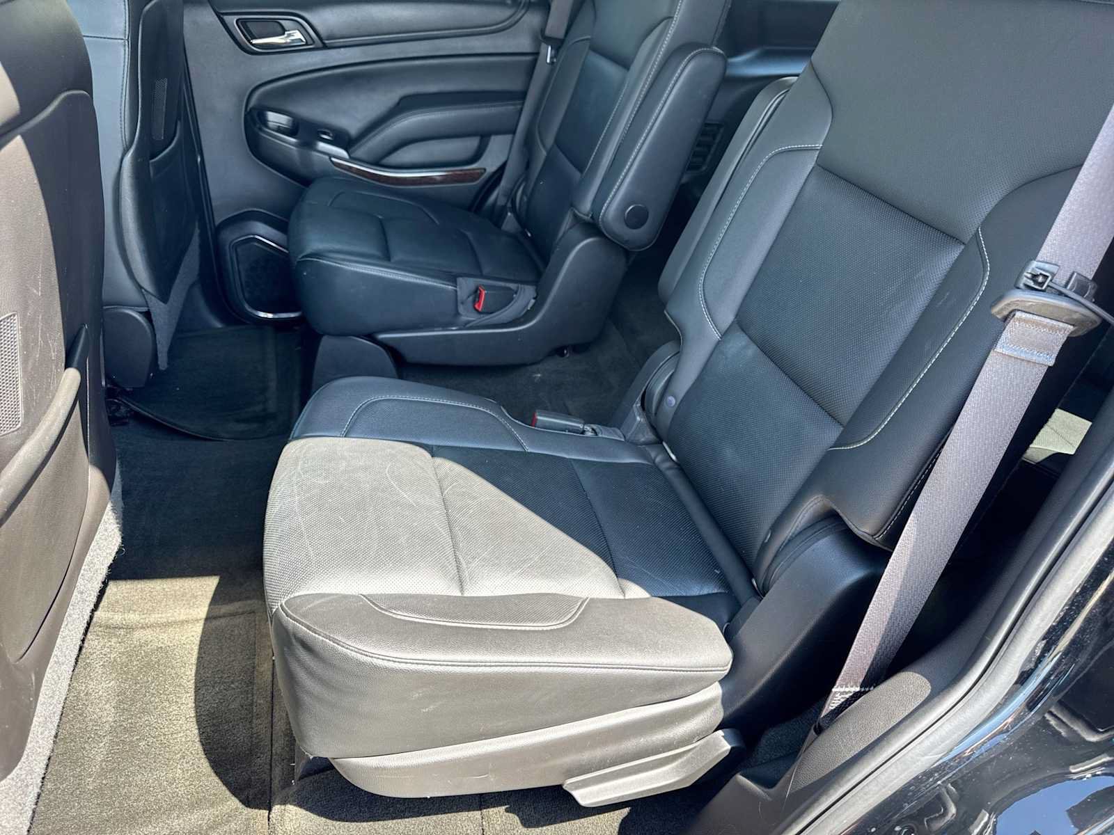 Used 2016 GMC Yukon SLT w/ Open Road Package AWD/4WD image 19