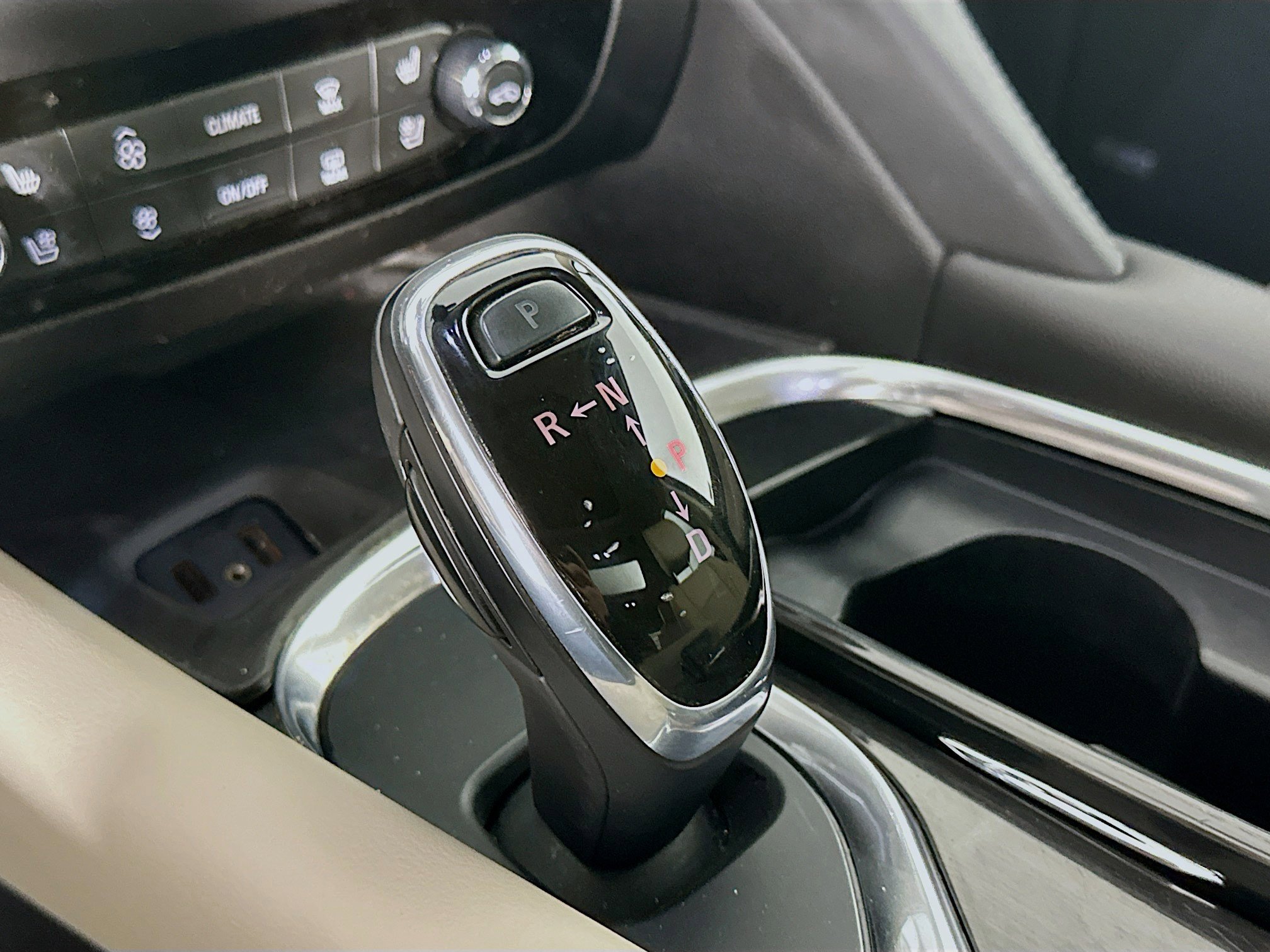 Used 2018 Buick Enclave Premium image 24