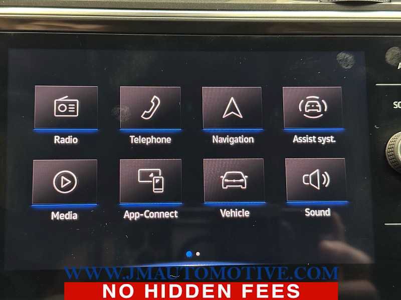 Used 2024 Volkswagen Tiguan SE image 29