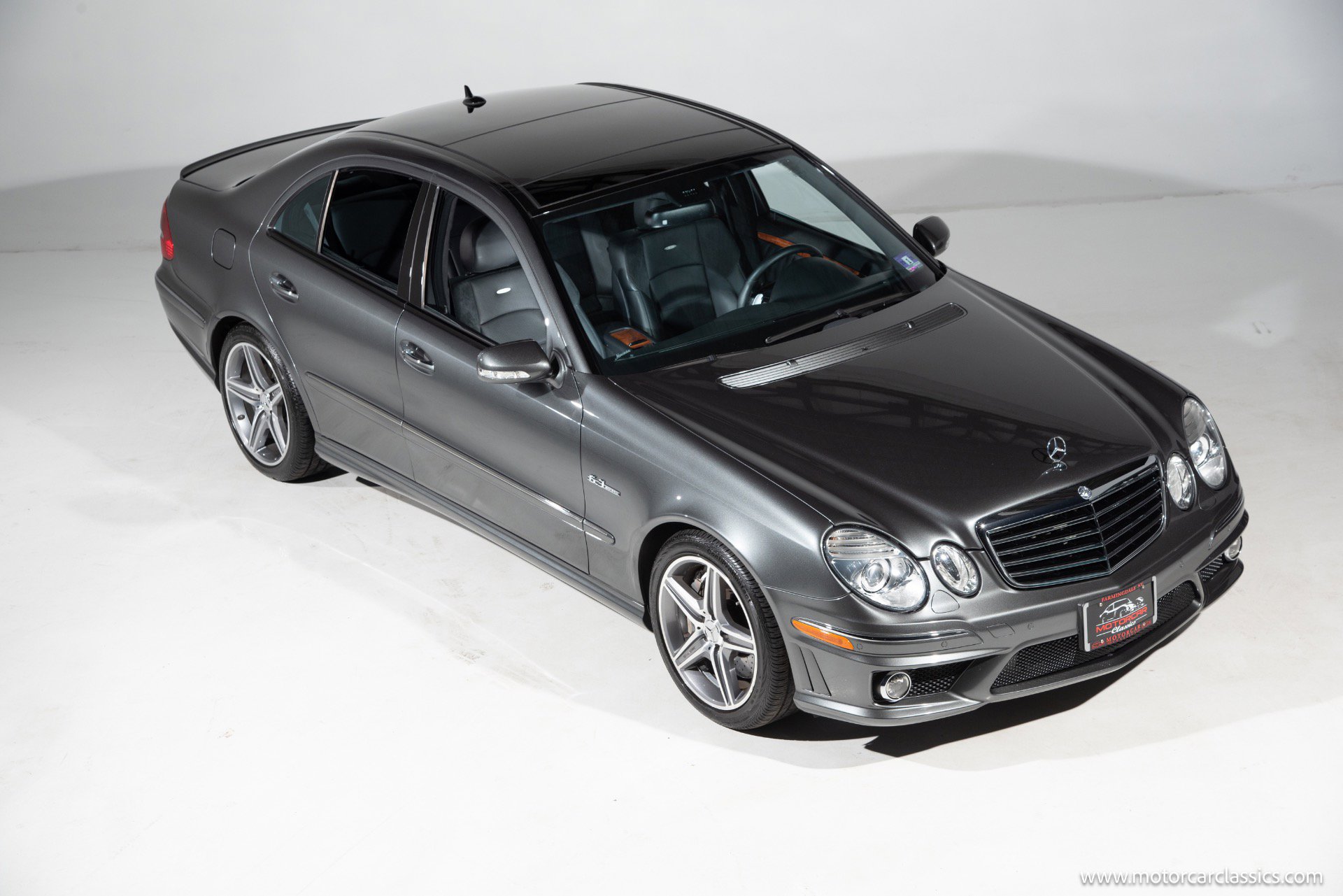 Used 2009 Mercedes-Benz E 63 AMG Sedan image 4