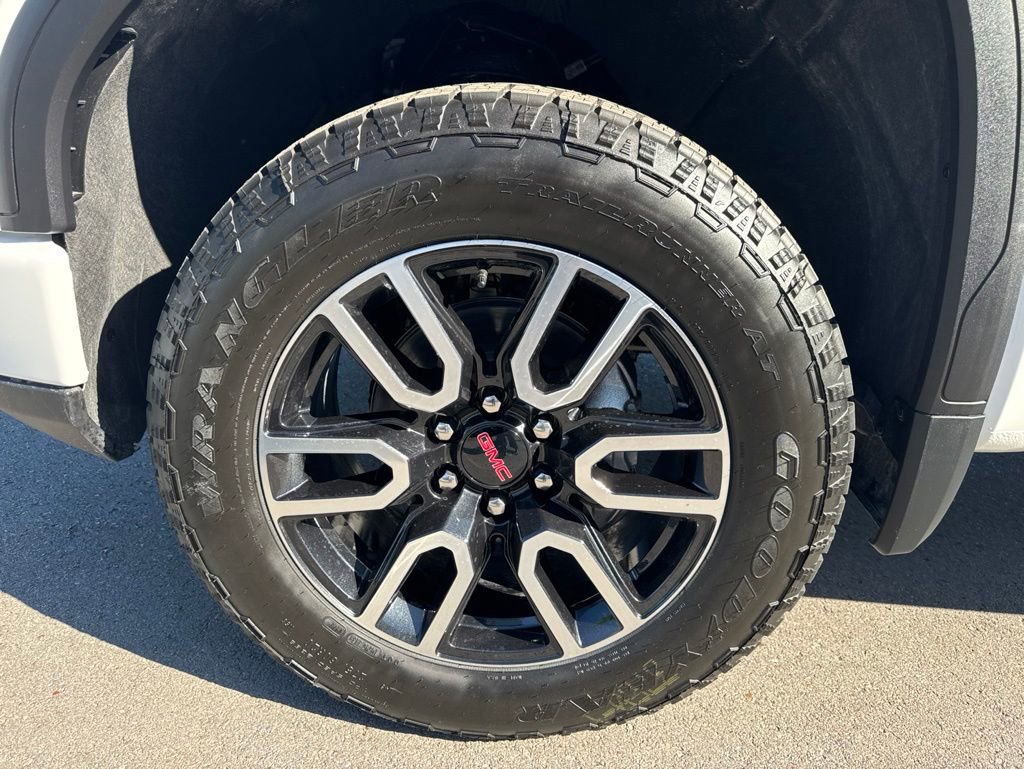 New 2026 GMC Sierra 1500 AT4 w/ AT4 Premium Package AWD/4WD image 31