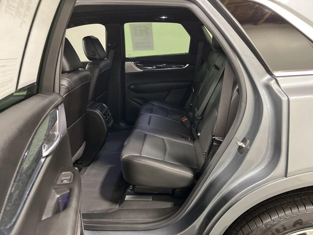 Used 2022 Cadillac XT5 Premium Luxury w/ Technology Package image 28