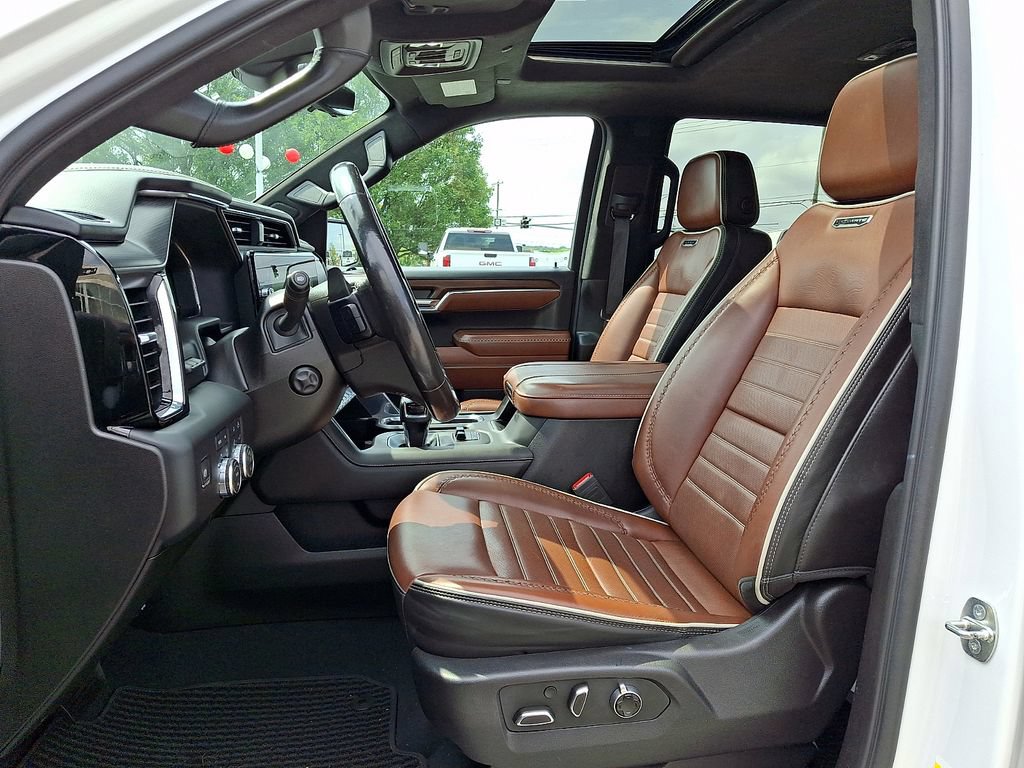 Used 2024 GMC Sierra 1500 Denali Ultimate AWD/4WD image 14