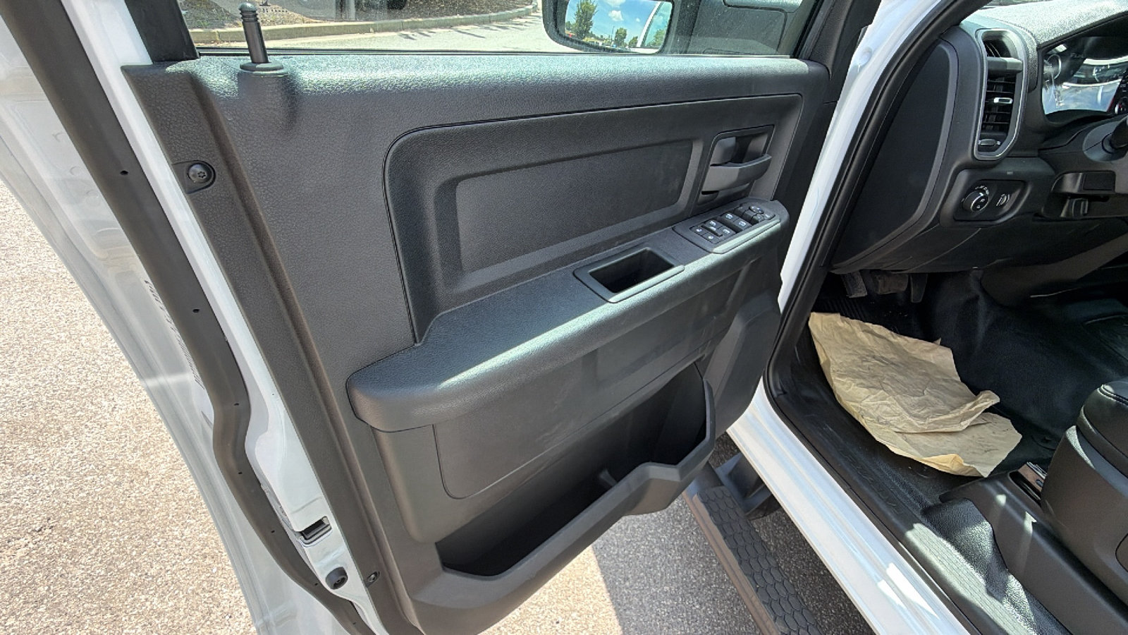 New 2026 RAM 3500 Tradesman w/ Chrome Appearance Group A AWD/4WD image 15