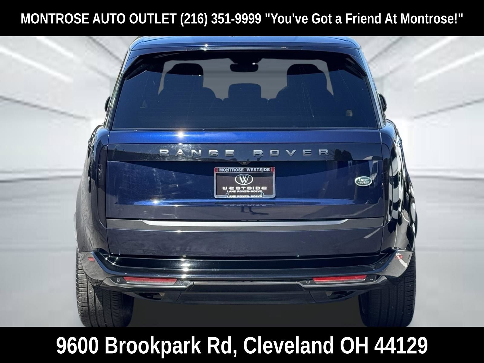 Used 2023 Land Rover Range Rover Long Wheelbase SE AWD/4WD image 5