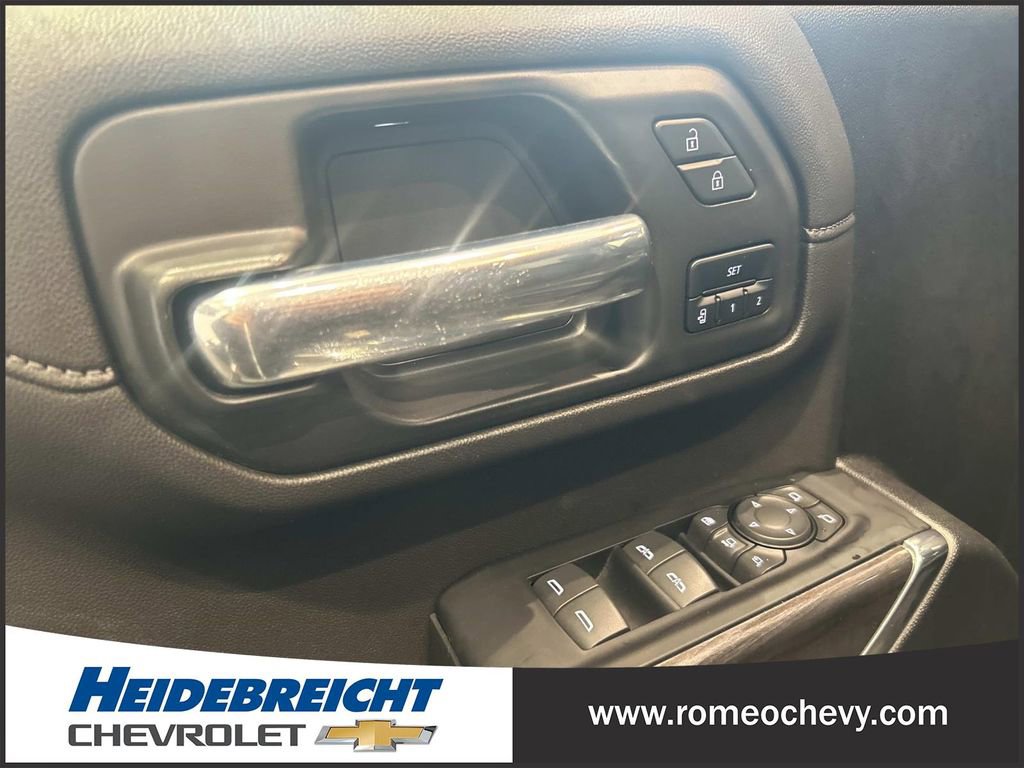 Used 2023 Chevrolet Silverado 2500 LTZ w/ LTZ Convenience Package image 11