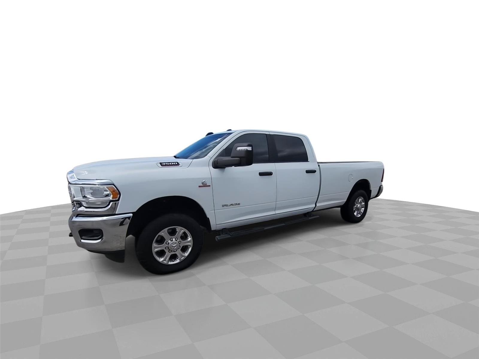 Used 2023 RAM 3500 Big Horn w/ Level 1 Equipment Group AWD/4WD image 4
