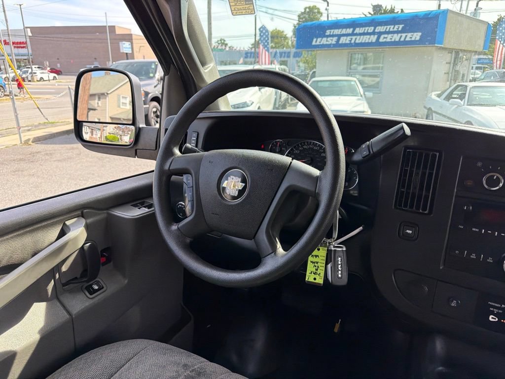 Used 2018 Chevrolet Express 3500 LT w/ LT Preferred Equipment Group RWD image 13