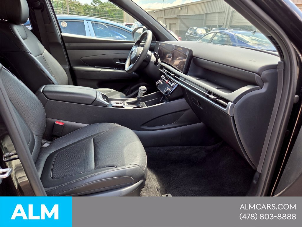 Used 2025 Hyundai Santa Cruz SEL FWD image 13