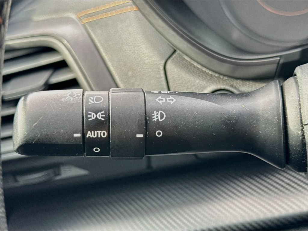 Used 2021 Subaru Crosstrek 2.0i Premium AWD/4WD image 12