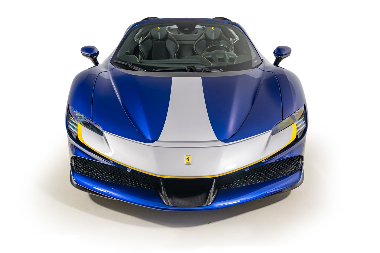 Used 2022 Ferrari SF90 Spider AWD/4WD image 10