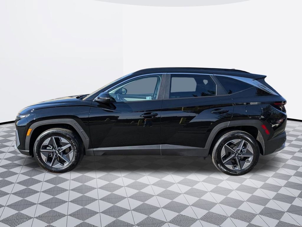 Certified 2025 Hyundai Tucson SEL AWD/4WD image 3