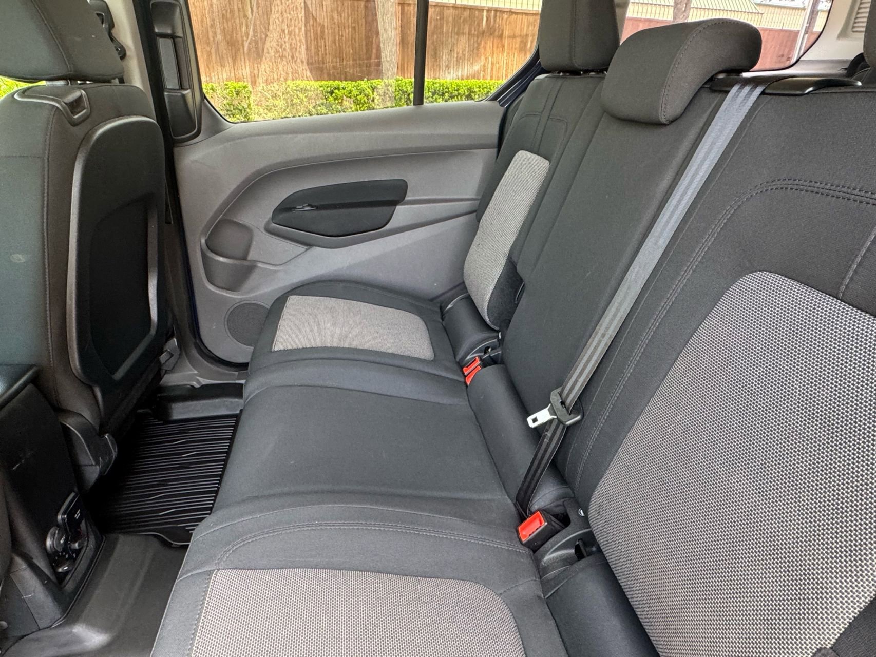 Used 2021 Ford Transit Connect XL FWD image 29