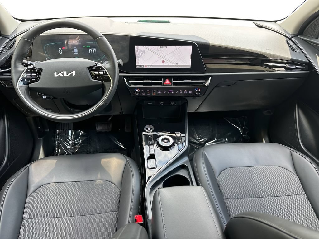 Certified 2023 Kia Niro EX w/ EX Cold Weather Package FWD image 14