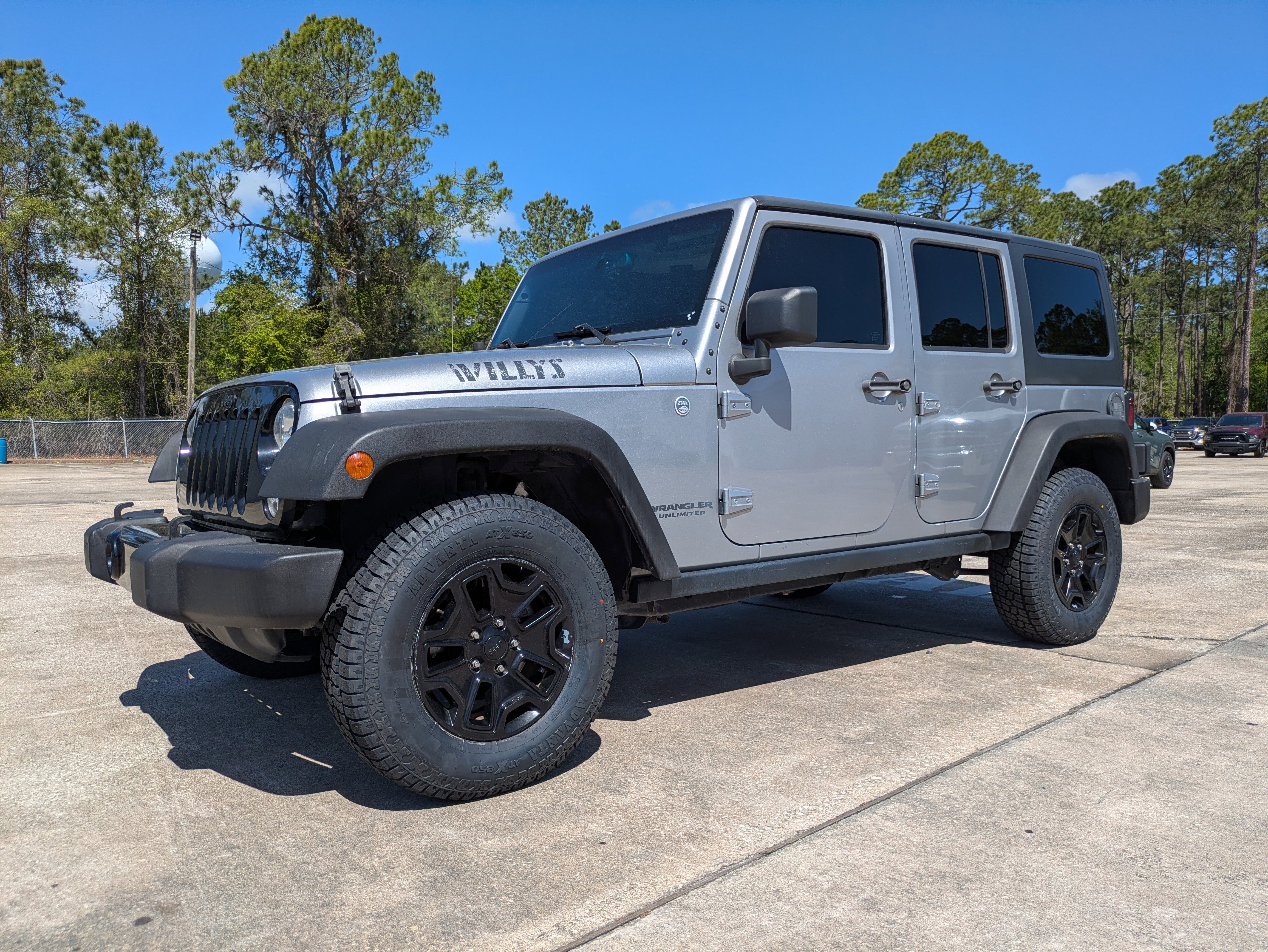 Used 2015 Jeep Wrangler Unlimited Sport video 2