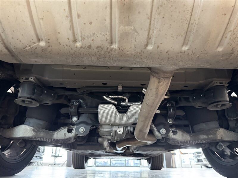 Used 2023 Land Rover Defender 130 X image 49