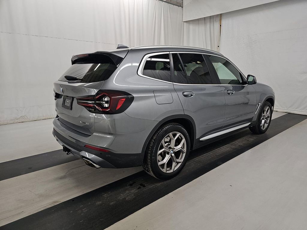 Used 2023 BMW X3 xDrive30i w/ Premium Package image 5