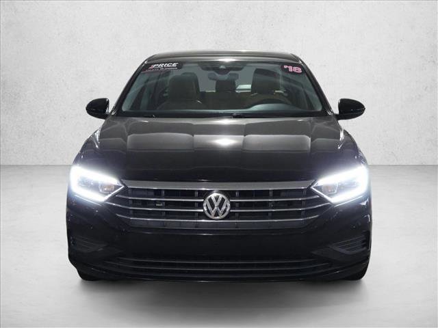 Used 2019 Volkswagen Jetta SEL image 2
