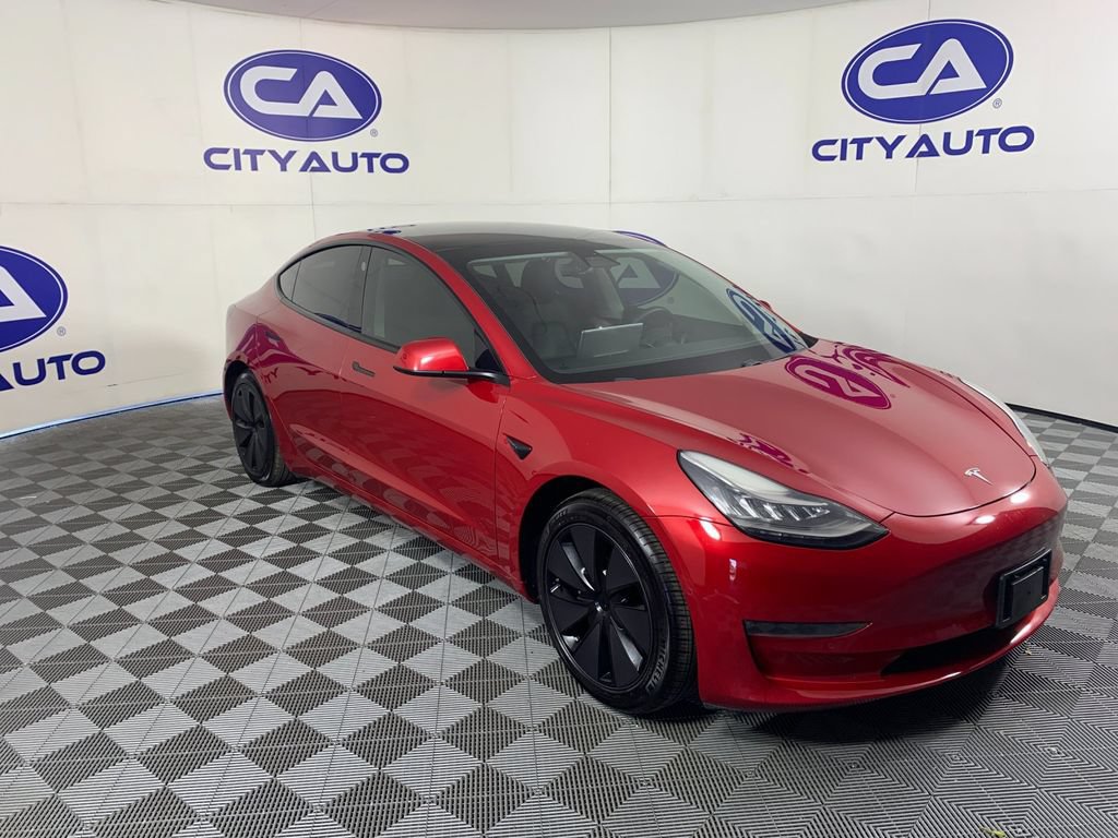 Used 2021 Tesla Model 3 Standard Range RWD image 1