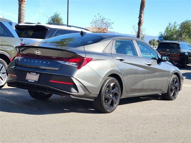 New 2026 Hyundai Elantra Sport image 2