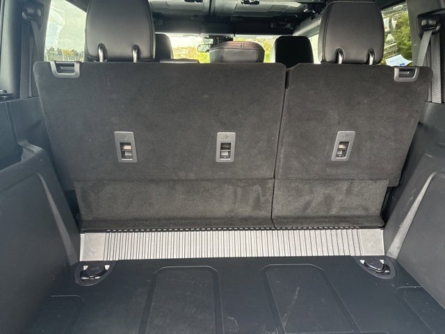 Used 2024 Ford Bronco Badlands image 9