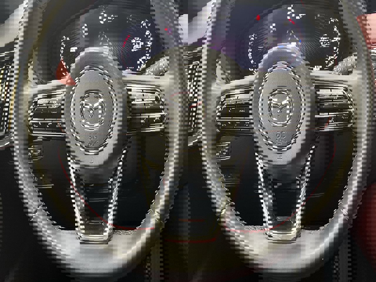 Certified 2025 MAZDA CX-70 3.3 Turbo w/ Premium Plus Pkg image 16