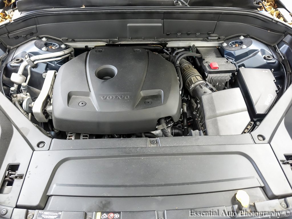 Used 2022 Volvo XC90 T6 Momentum w/ Protection Package image 27