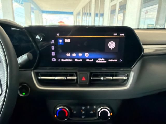 Used 2026 Chevrolet TrailBlazer LS AWD/4WD image 17