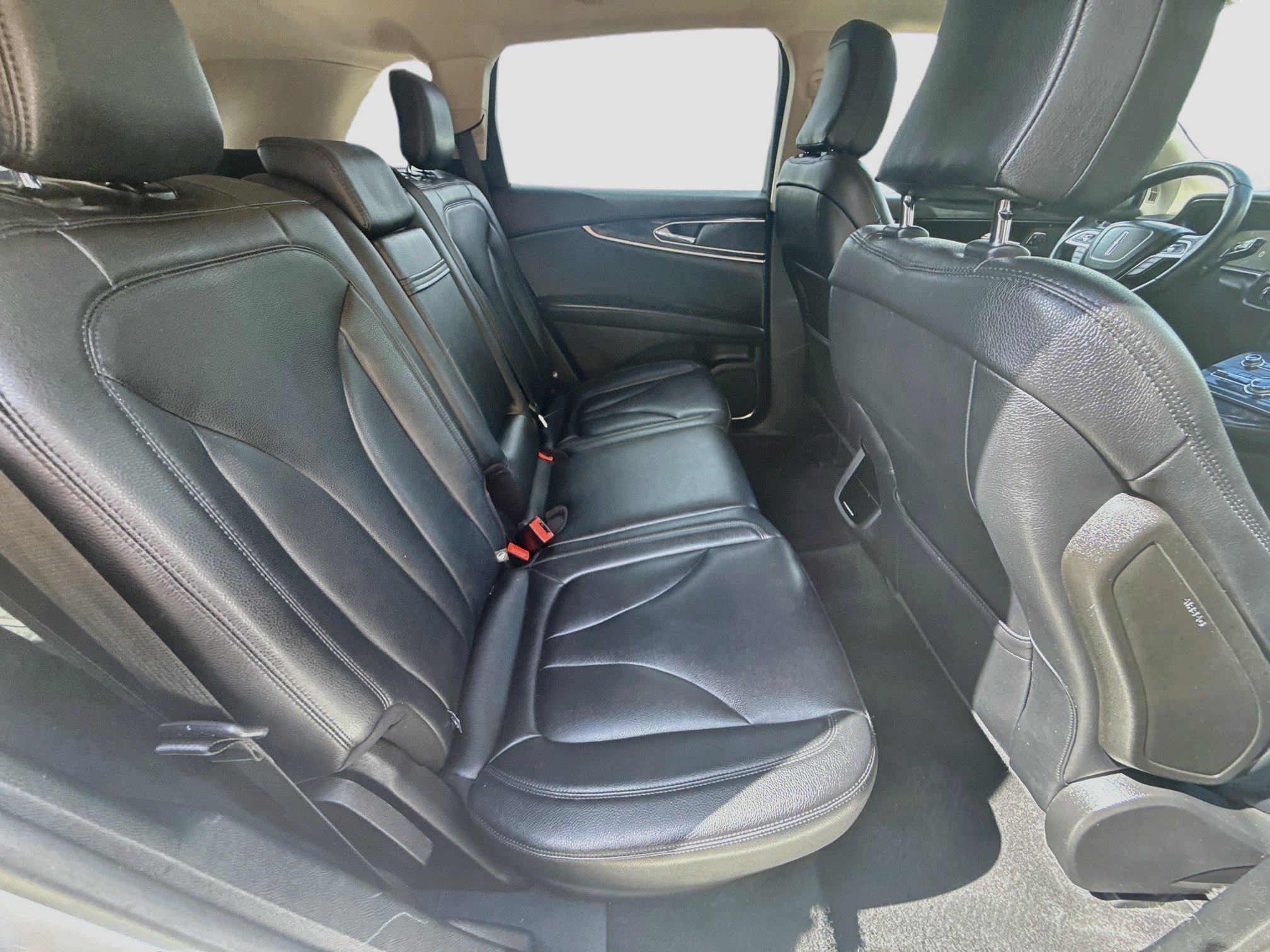 Used 2023 Lincoln Nautilus AWD w/ Premium Package image 28