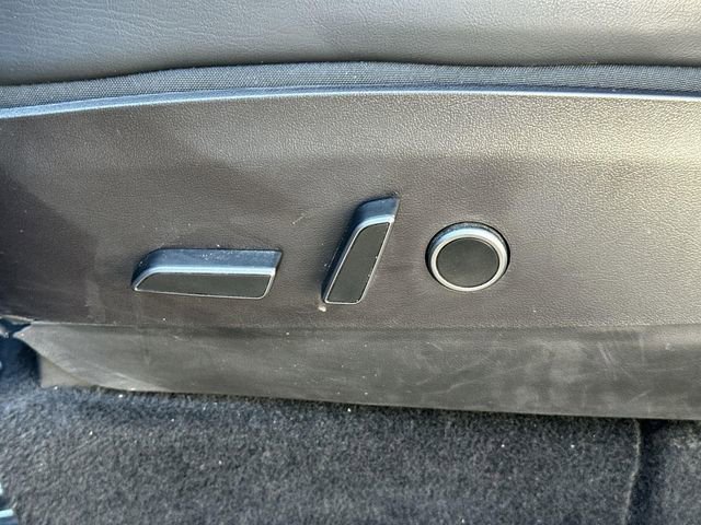 Used 2022 Tesla Model Y Performance image 30