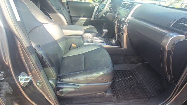 Used 2023 Toyota 4Runner TRD Sport AWD/4WD image 15