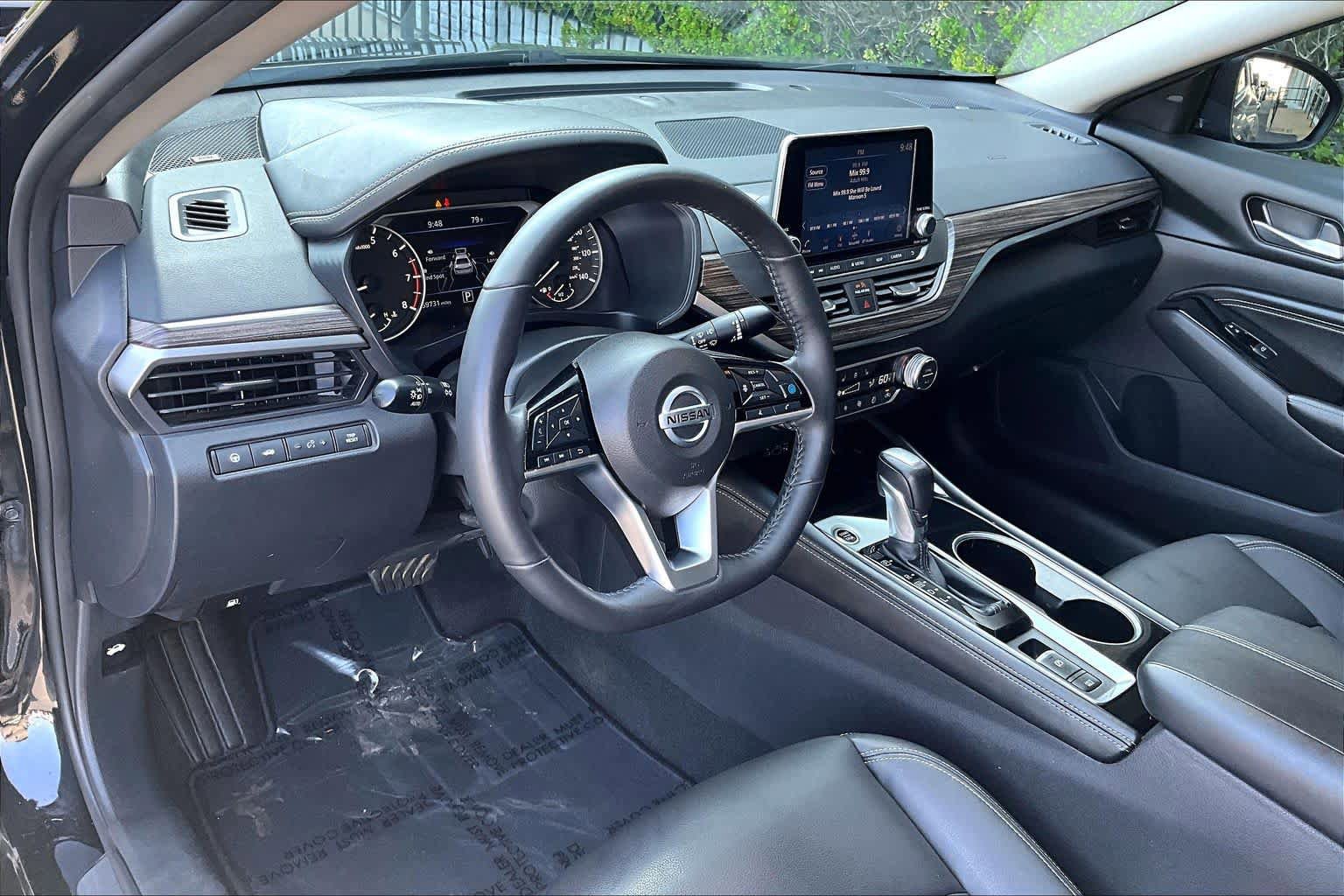 Used 2022 Nissan Altima 2.5 Platinum AWD/4WD image 19