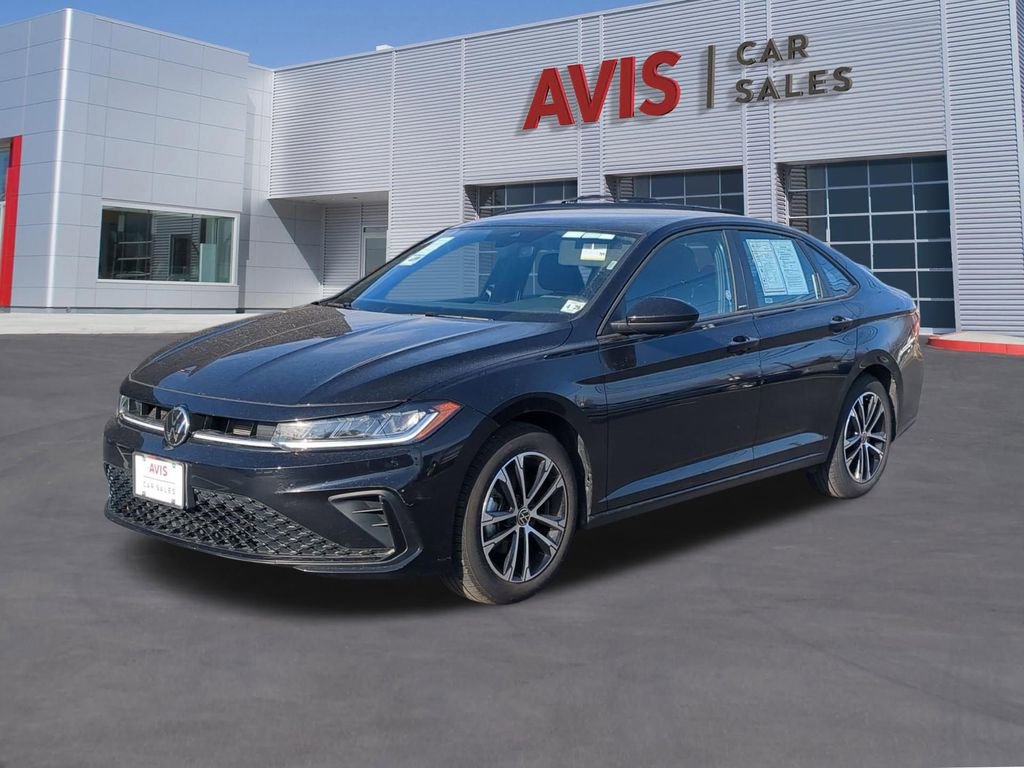 Used 2025 Volkswagen Jetta Sport image 1