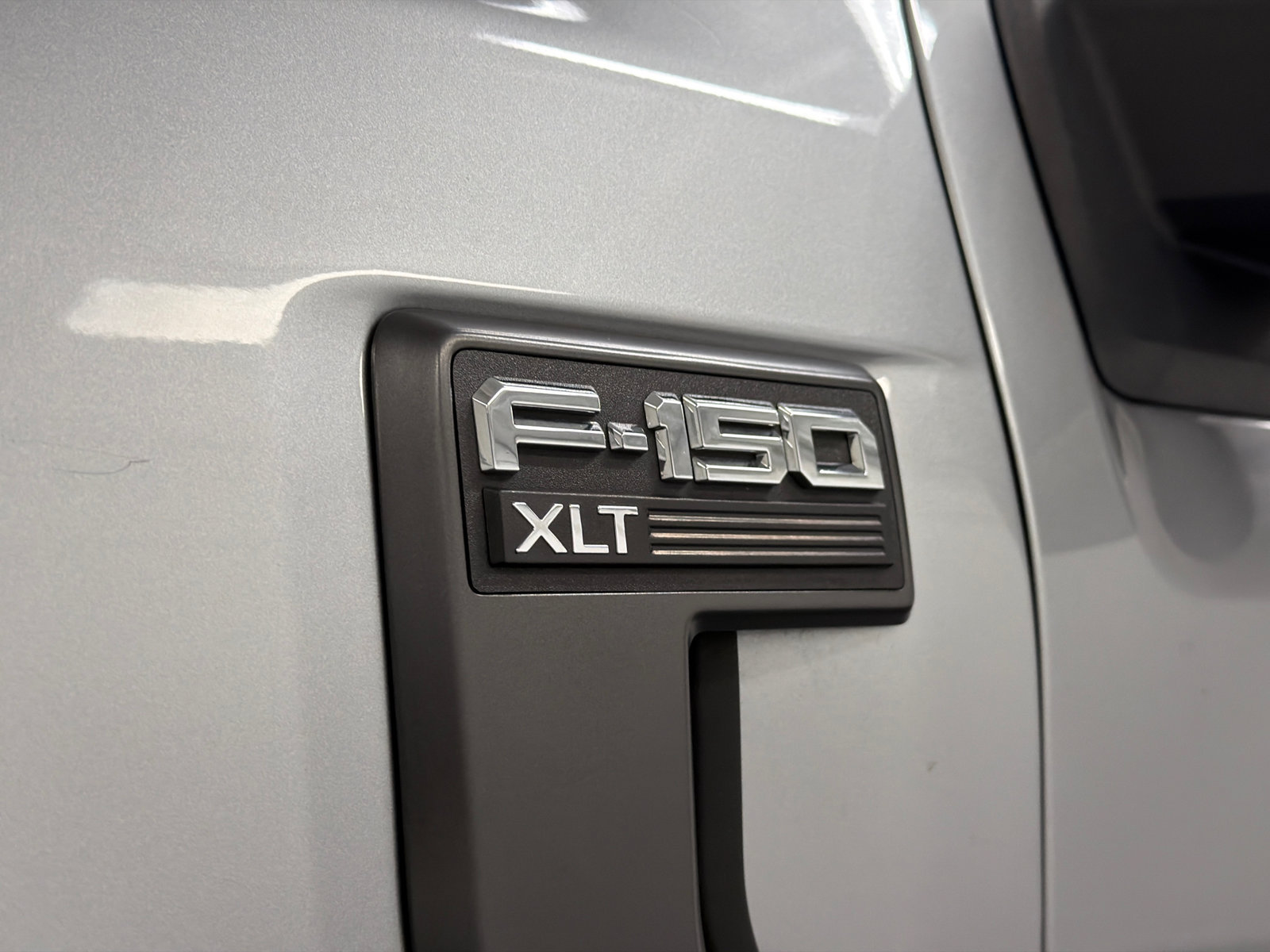 Used 2022 Ford F150 XLT w/ Equipment Group 302A High AWD/4WD image 14