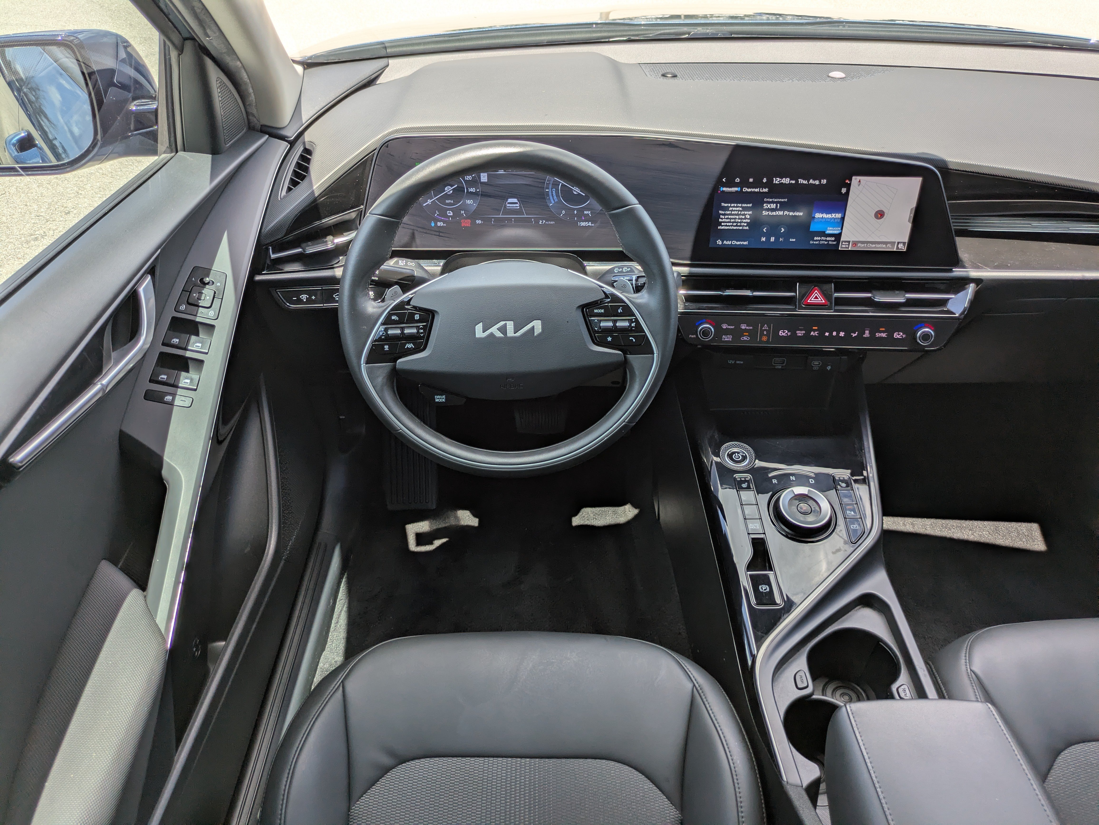 Certified 2024 Kia Niro Wind FWD image 16