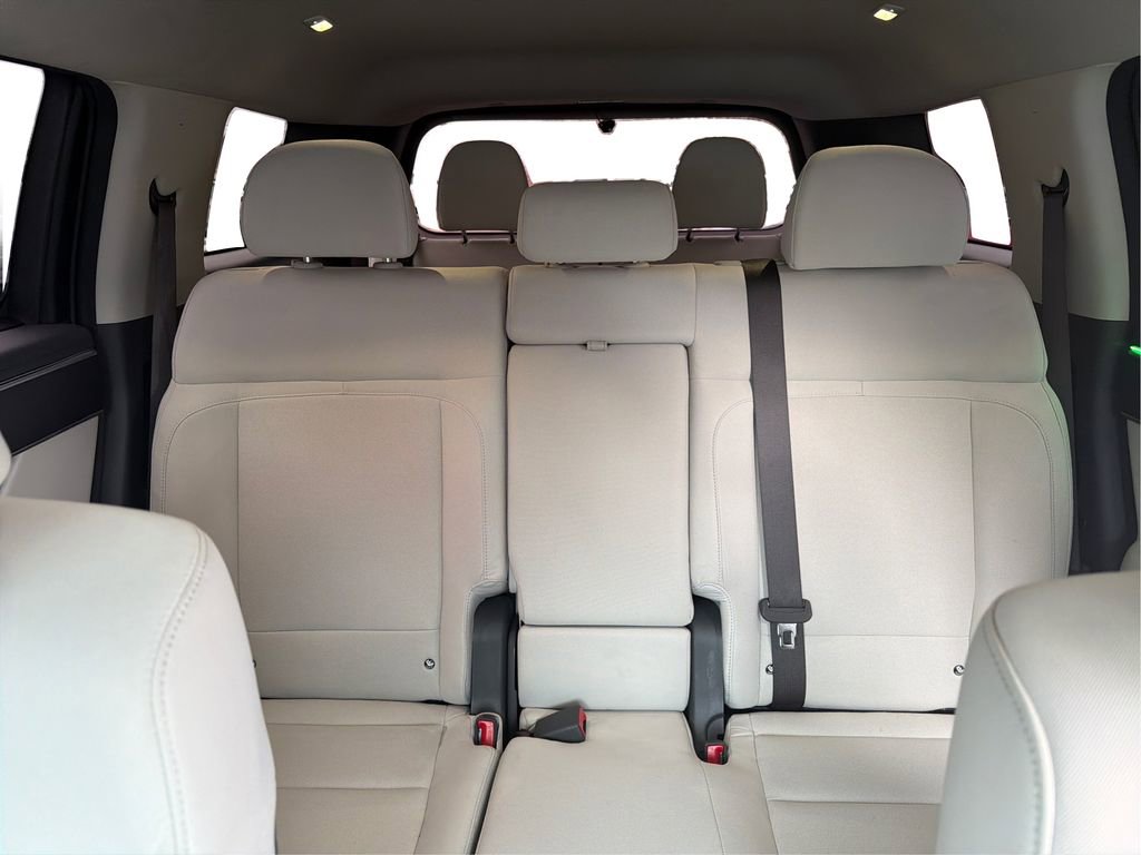 Certified 2024 Hyundai Santa Fe SE image 14