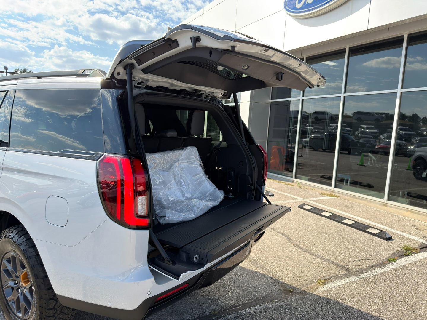 New 2025 Ford Expedition Tremor image 15