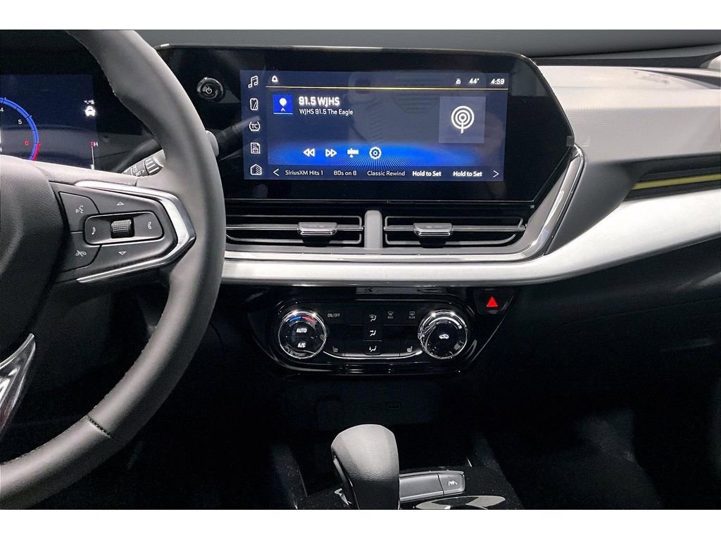 New 2026 Chevrolet Trax LT image 8