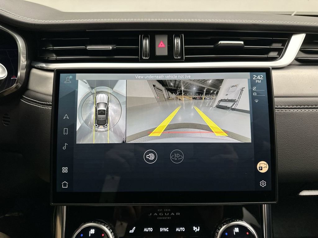 Used 2021 Jaguar XF R-Dynamic SE image 16