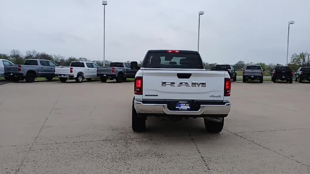 Used 2025 RAM 2500 Big Horn AWD/4WD image 7