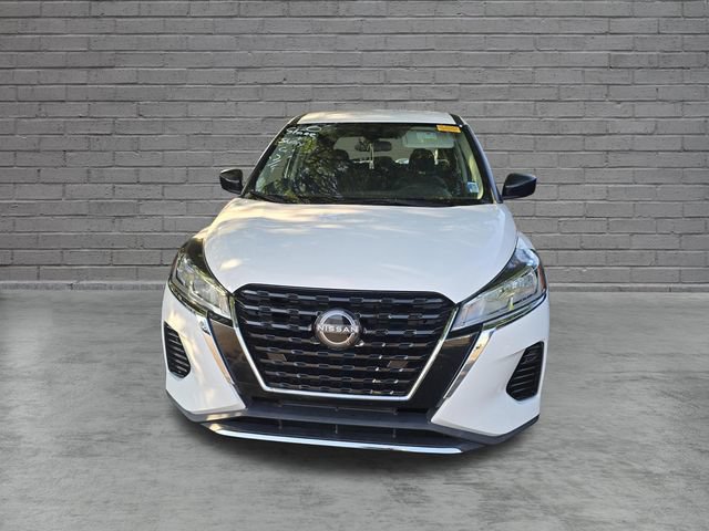 Certified 2022 Nissan Kicks S FWD image 2