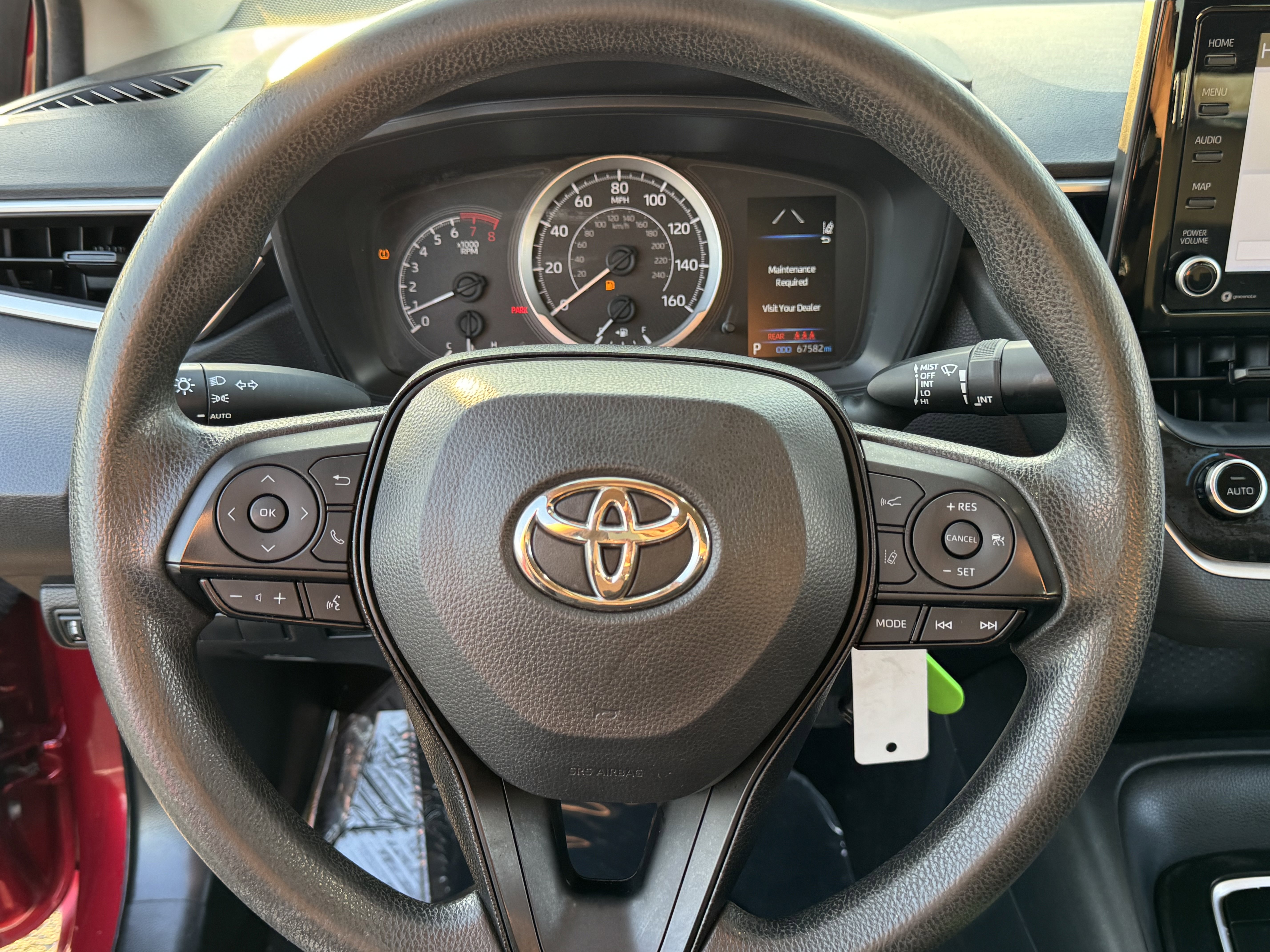 Used 2022 Toyota Corolla LE FWD image 17