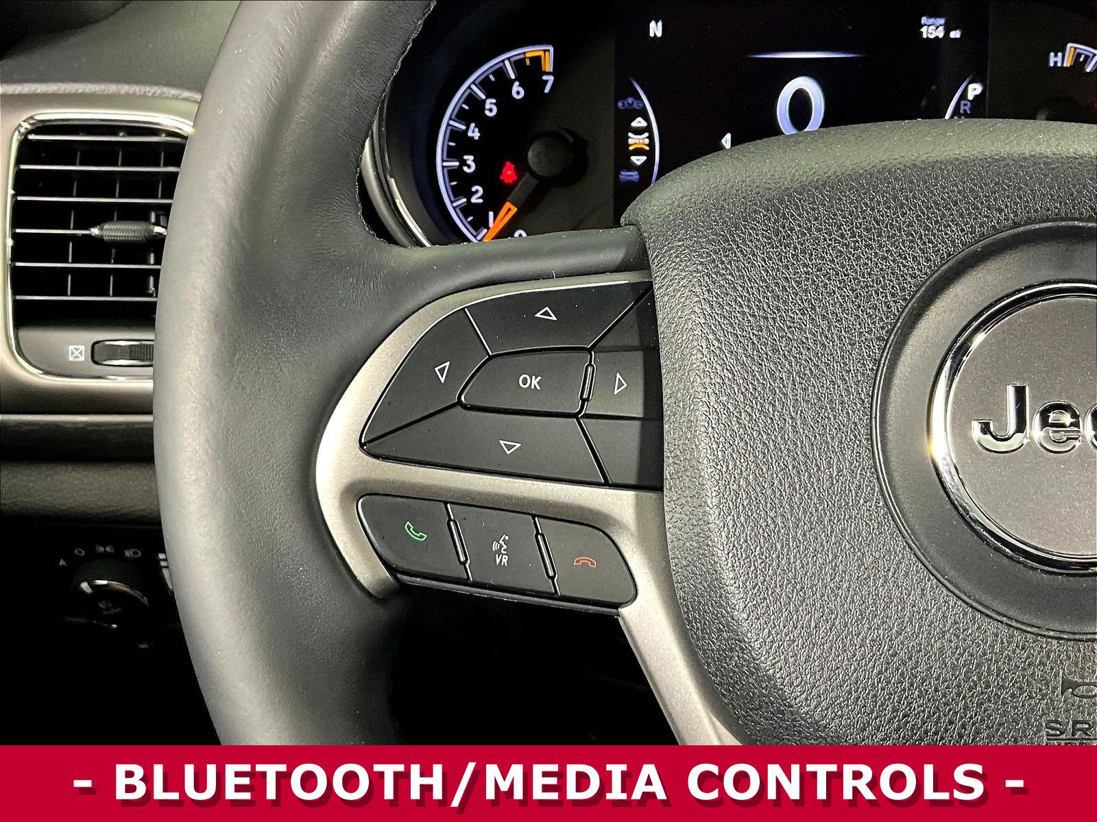Used 2018 Jeep Grand Cherokee Altitude AWD/4WD image 11