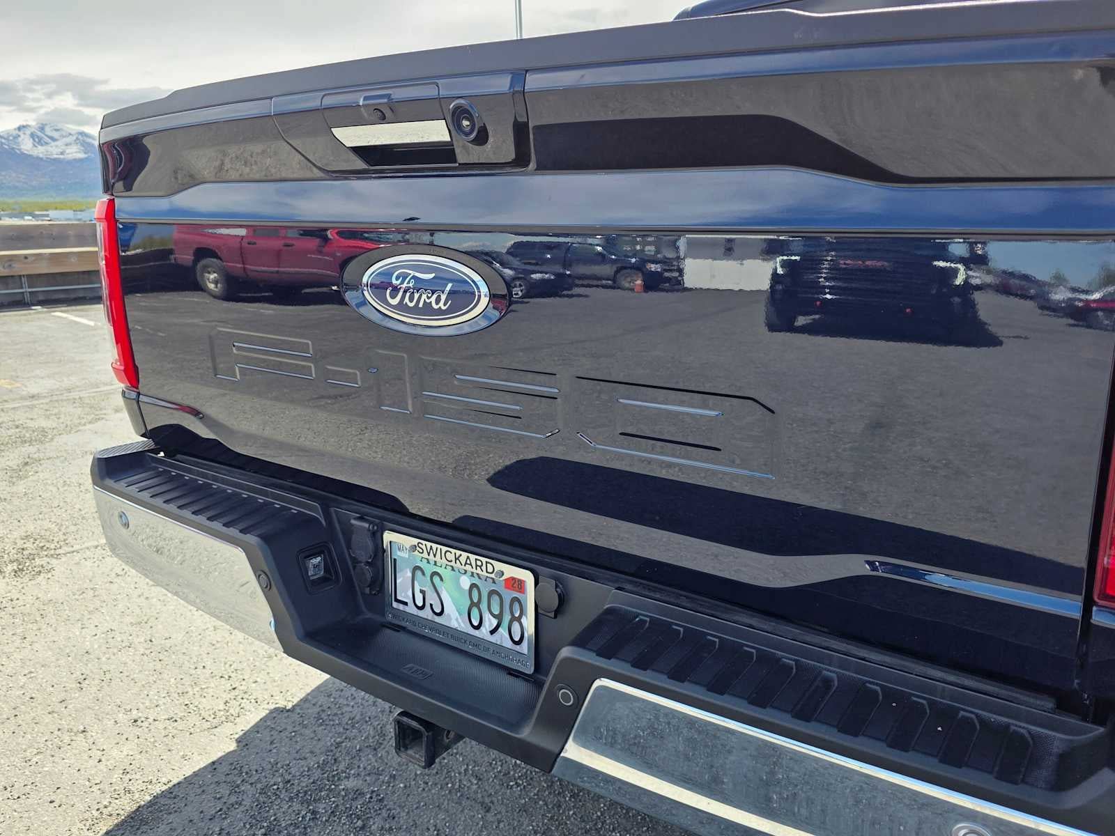 Used 2022 Ford F150 Lariat w/ Equipment Group 502A High AWD/4WD image 14