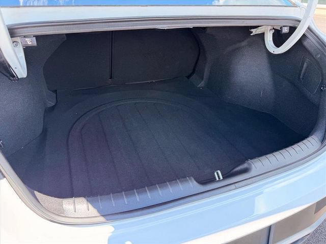 Used 2024 Hyundai Elantra SEL w/ Convenience Package FWD image 30