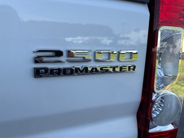 Used 2025 RAM ProMaster 2500 w/ U-Haul Equipment Group FWD image 28
