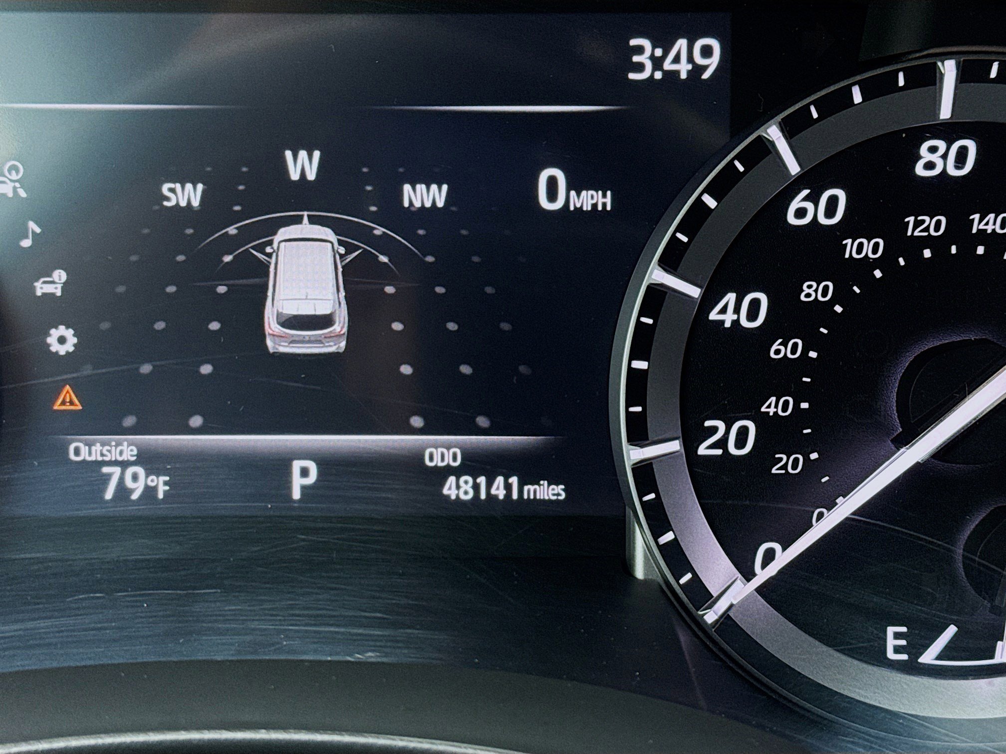 Used 2021 Toyota Highlander XLE image 8