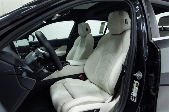 New 2026 BMW 530i xDrive w/ Premium Package image 24