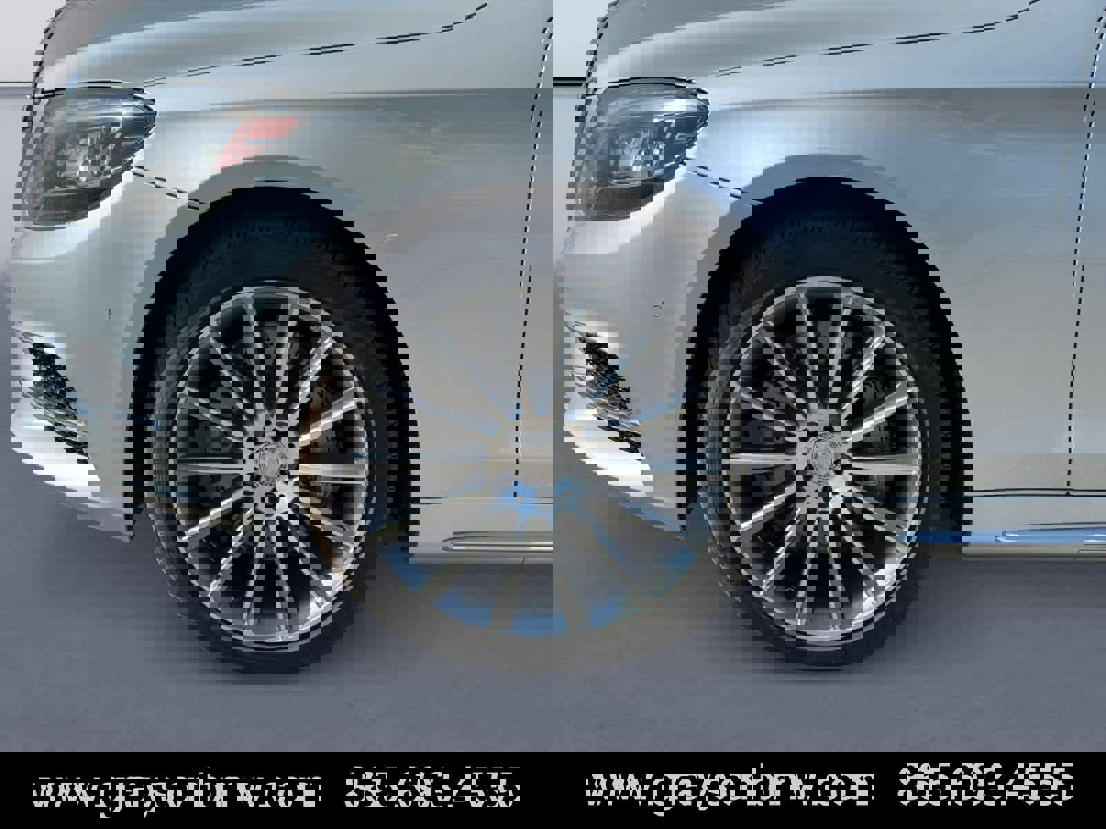 Used 2015 Mercedes-Benz S 550 Sedan image 9