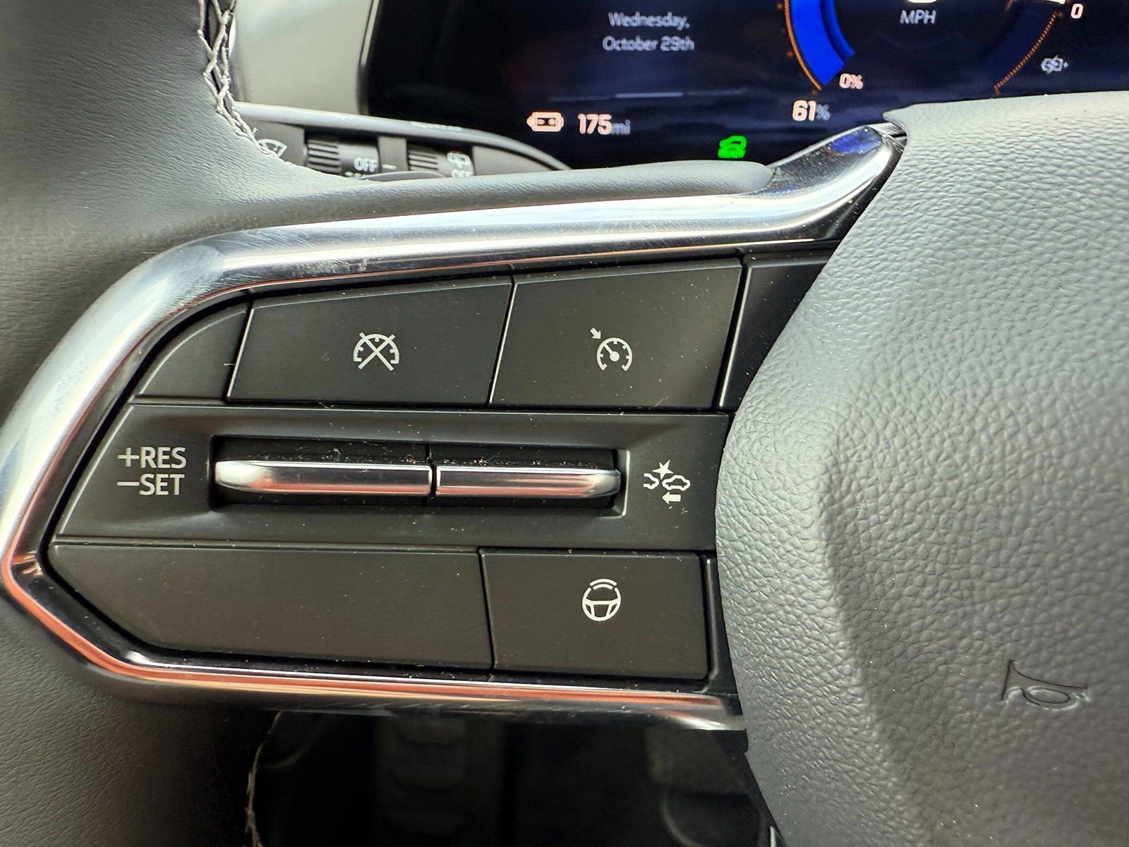 New 2025 Chevrolet Blazer EV LT w/ Super Cruise Package image 99